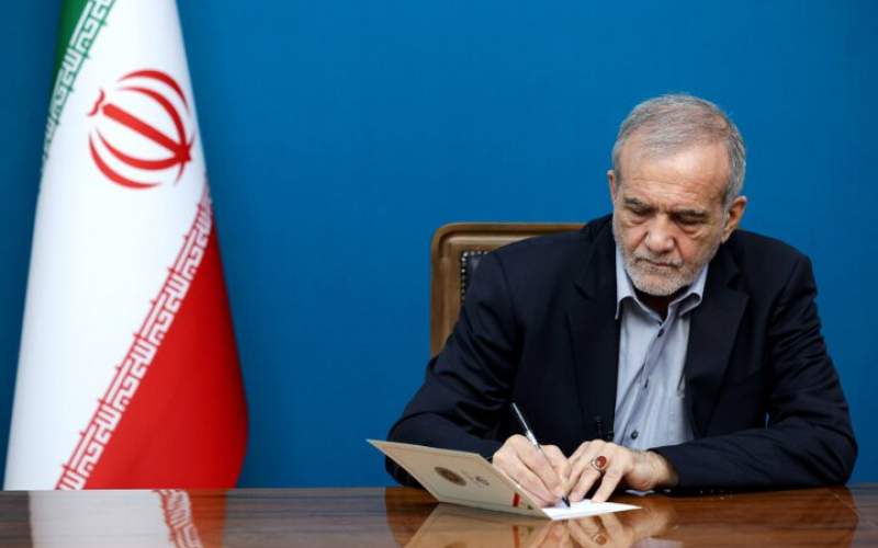 رئیسجمهور: دولت وفاق ملی در کنار نیروهای مسلح و ملت ایستاده است رئیسجمهور: دولت وفاق ملی در کنار نیروهای مسلح و ملت ایستاده است